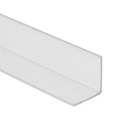 El Angulo PVC transparente de 32x32mm x 3mts.  es un producto multipropósito, se utiliza tanto como terminación en las esquinas o para bordes internos o externos en diferentes superficies. También cómo accesorio de ventanas de PVC, perfil corta gotera, guardapolvo o cornisa por mencionar algunos.