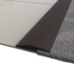 cubrejunta-terminal-pvc-40mm-cafe-rollo-50mt_1.jpg